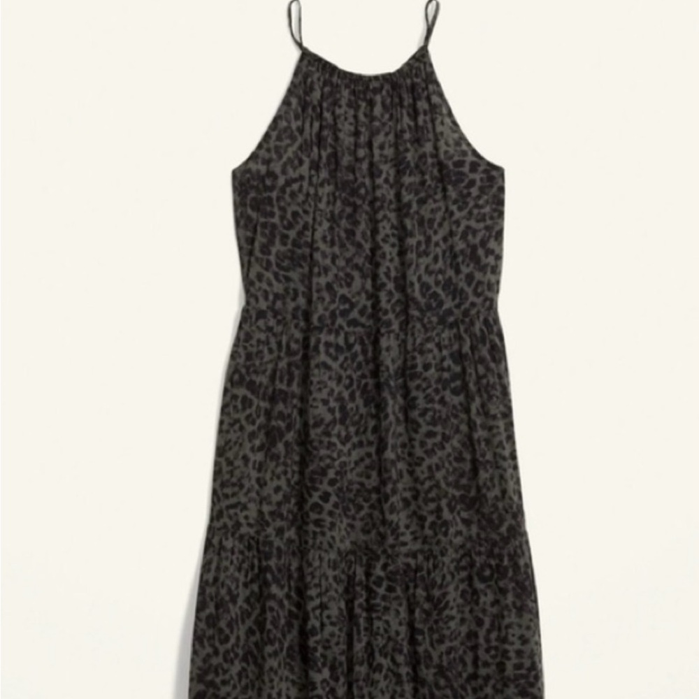 Old Navy Sleeveless Tiered Leopard-Print Maxi  Dress
Charcoal Gray large tall - Picture 4 of 5